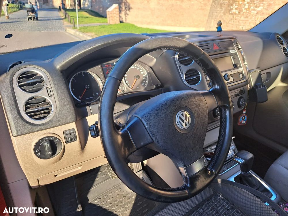 Volkswagen Tiguan 2.0 TDI DPF 4Motion DSG Team - 6
