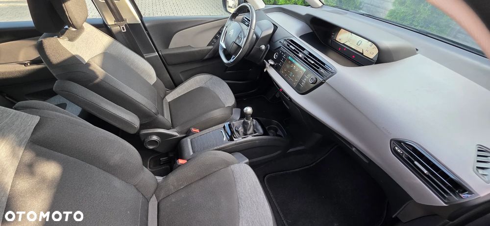 Citroën C4 Picasso BlueHDi 100 Stop&Start Attraction - 17