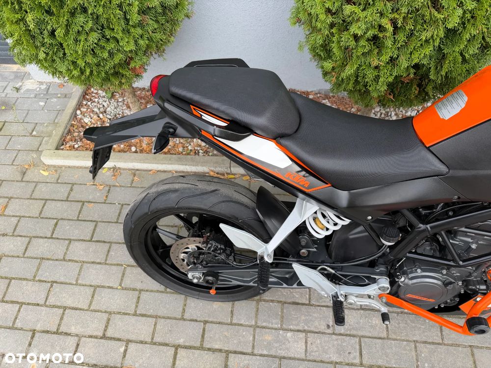 KTM Duke - 21