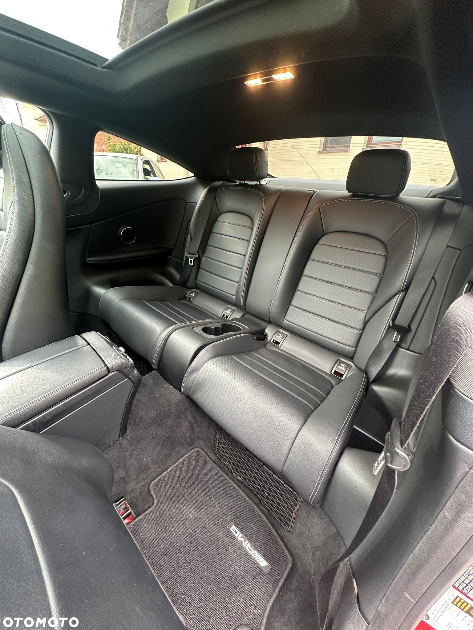 Mercedes-Benz Klasa C 300 Coupe 9G-TRONIC AMG Line - 20