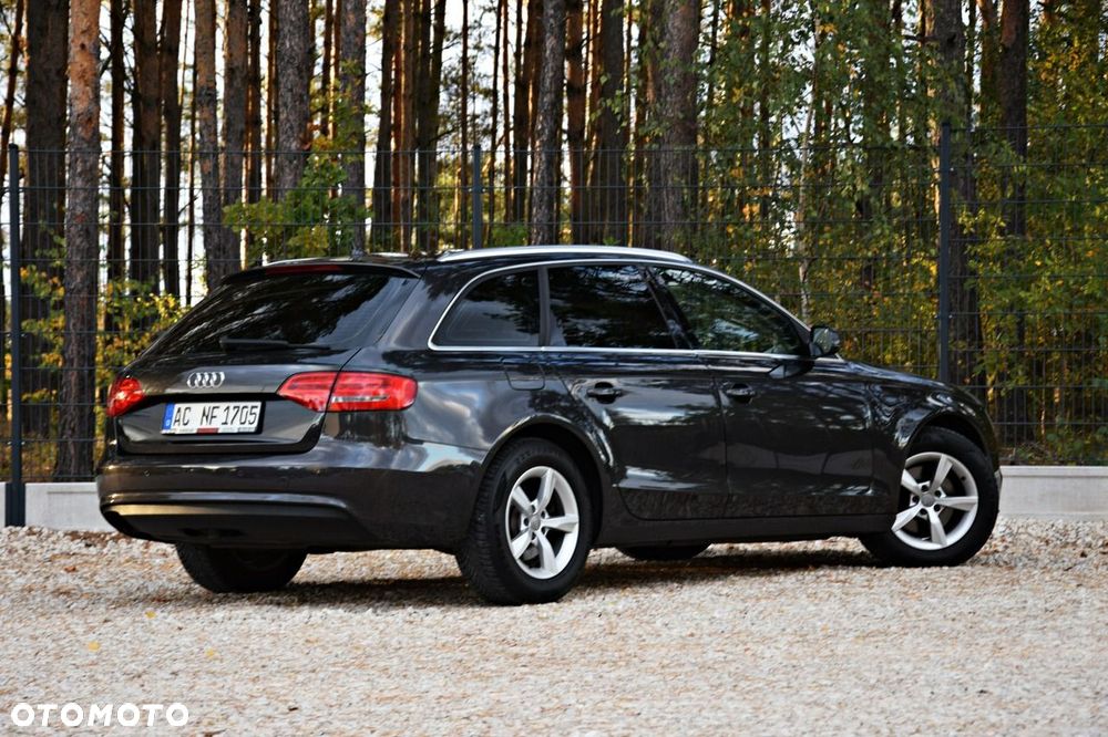 Audi A4 Avant 2.0 TDI DPF Attraction - 24