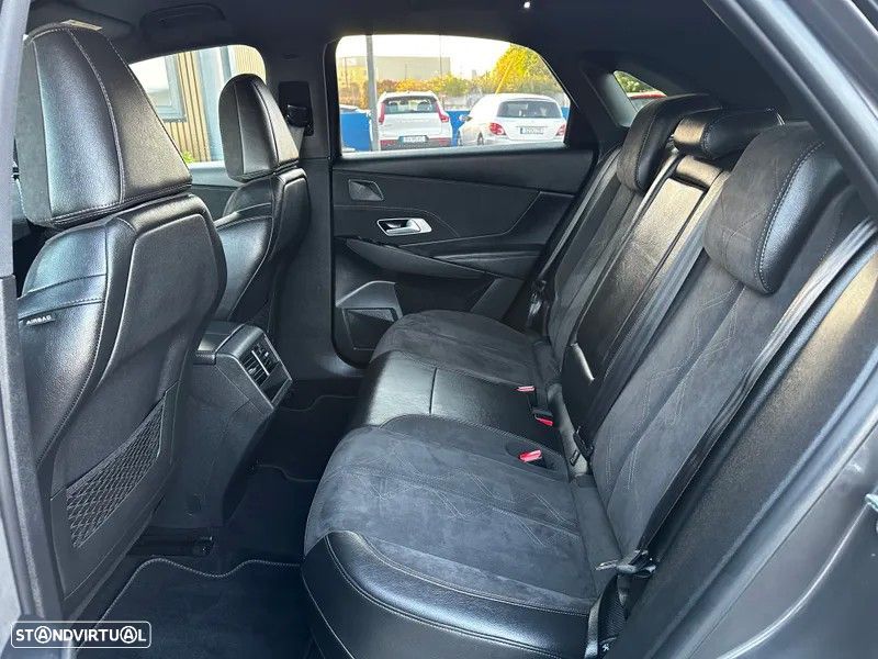 DS DS7 Crossback E-Tense Performance Line EAT8 - 42