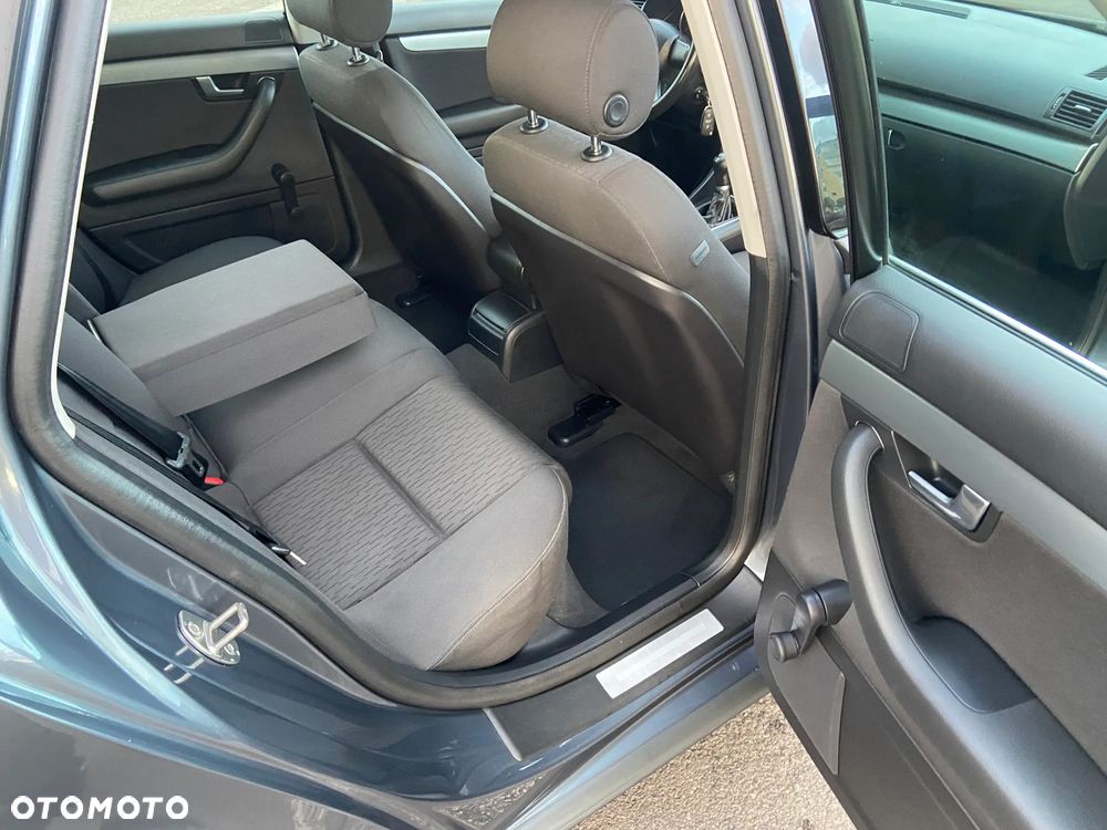 Audi A4 Avant 1.8 T - 8