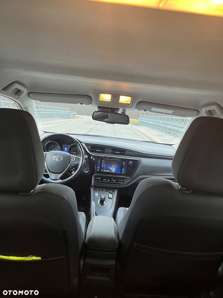 Toyota Auris - 6