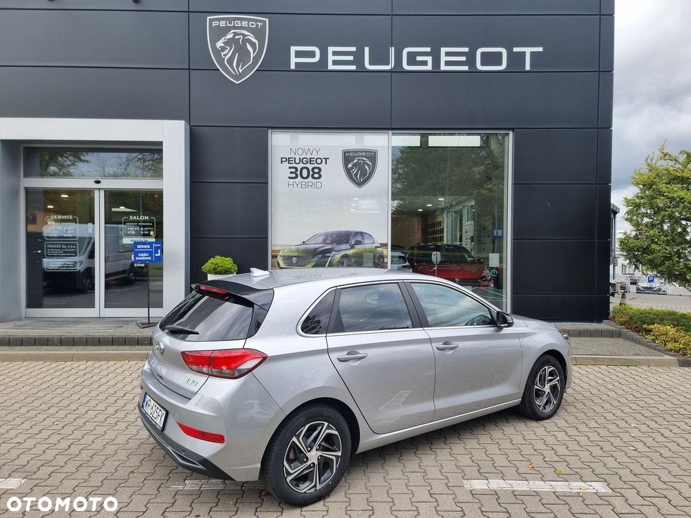 Hyundai i30 1.5 DPI Smart - 11