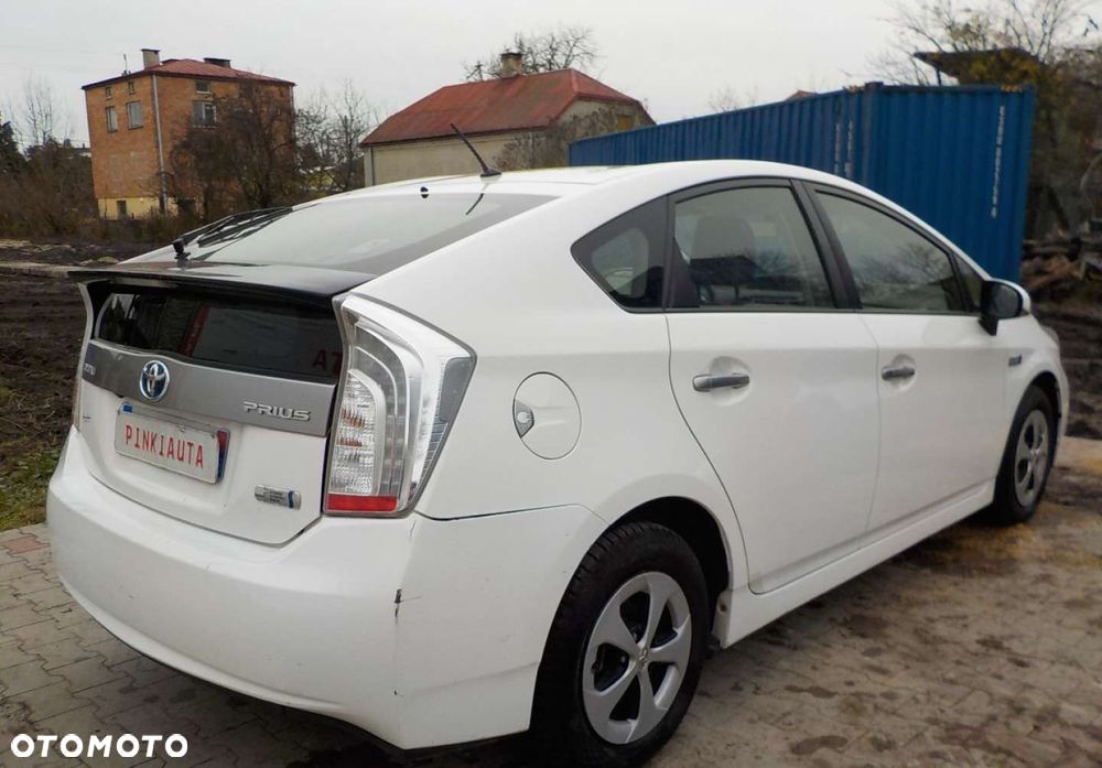 Toyota Prius - 13
