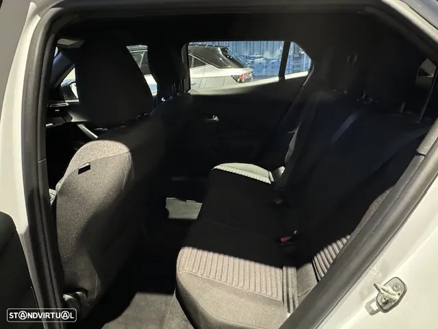 Peugeot 2008 1.2 PureTech Active - 8