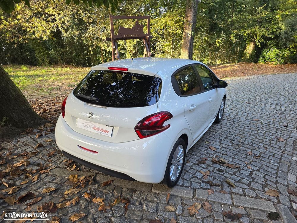 Peugeot 208 1.2 PureTech Active - 9