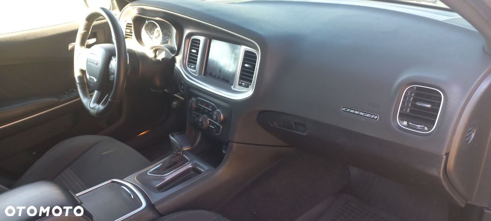 Dodge Charger 3.6 GT - 17