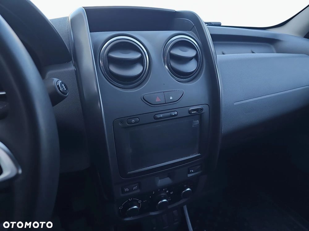 Dacia Duster 1.6 SCe Laureate S&S - 14