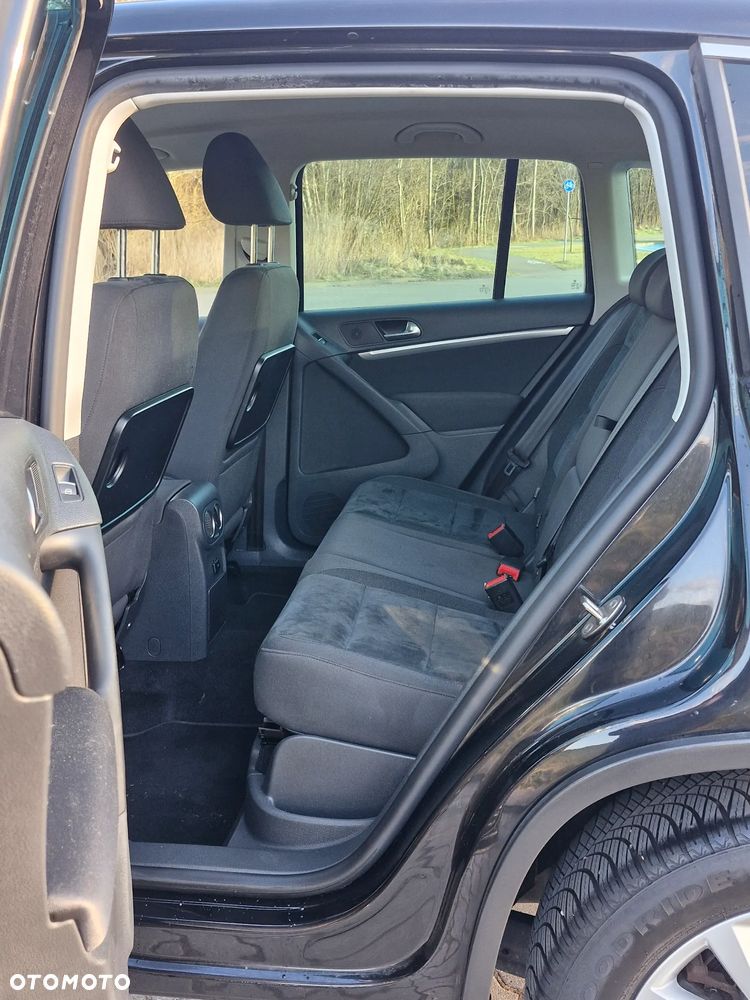 Volkswagen Tiguan 1.4 TSI BlueMotion Technology Exclusive - 16