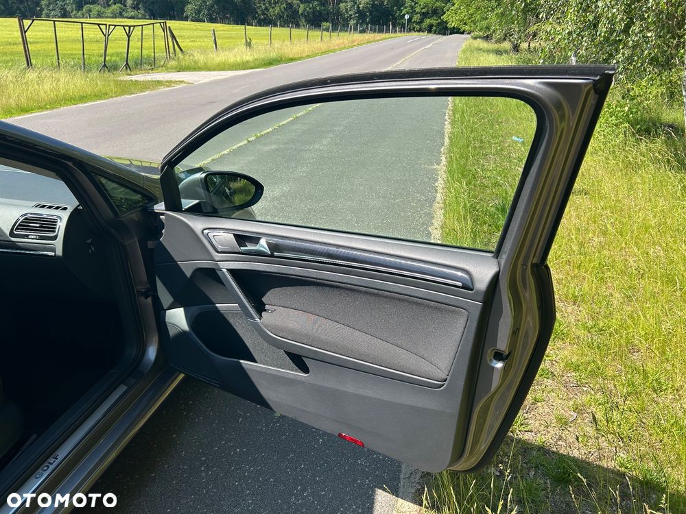 Volkswagen Golf 1.4 TSI BMT Highline - 15