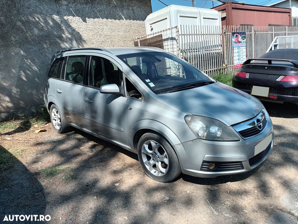 Dezmembrari  Opel ZAFIRA B  2005  > 0000 1.9 CDTI Motorina - 40
