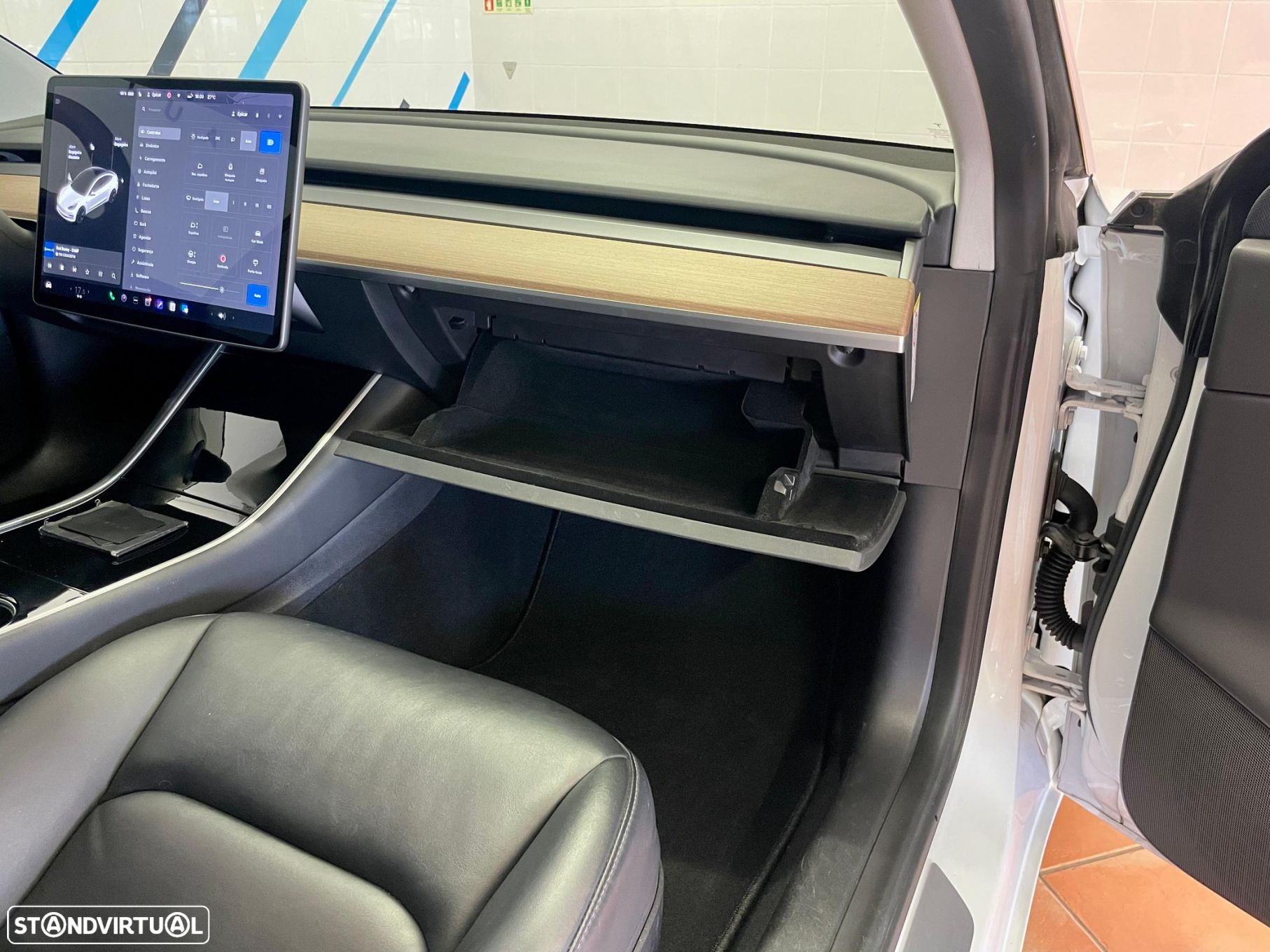 Tesla Model 3 Standard Range Plus RWD - 35