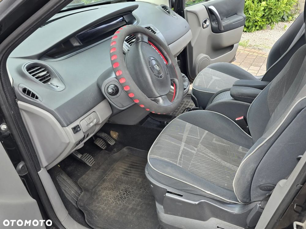 Renault Scenic - 7