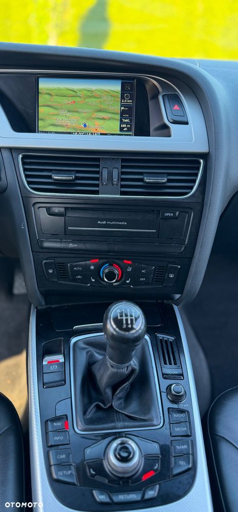 Audi A4 Avant - 33