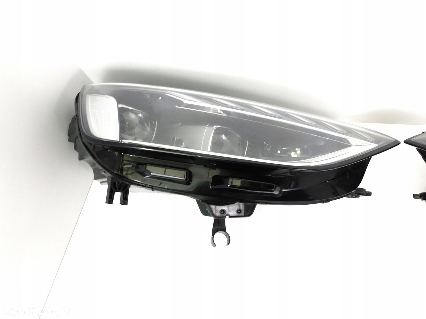 AUDI A4 B9 8W LIFT LAMPA PRAWA LEWA MATRIX - 10