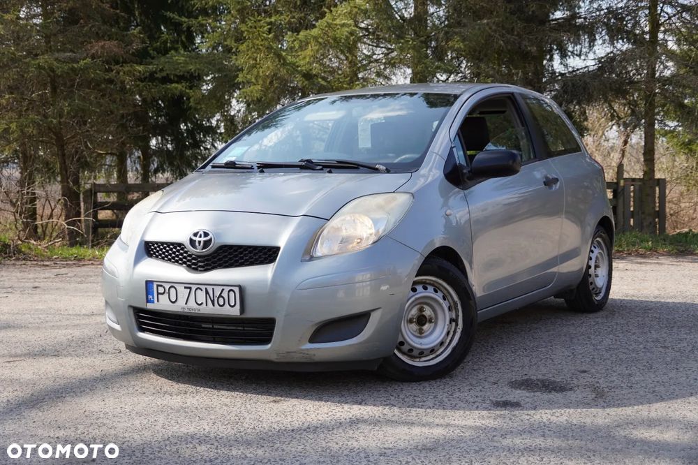 Toyota Yaris 1.33 Luna - 1
