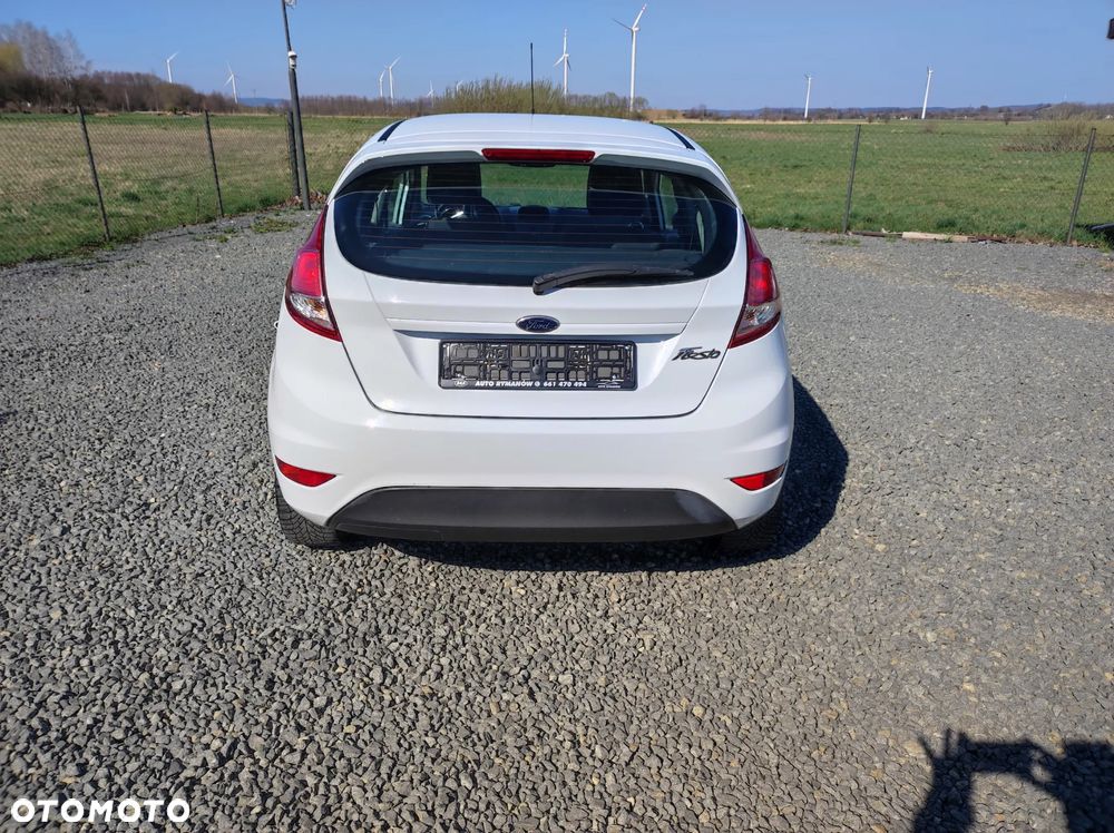 Ford Fiesta 1.25 Celebration - 9