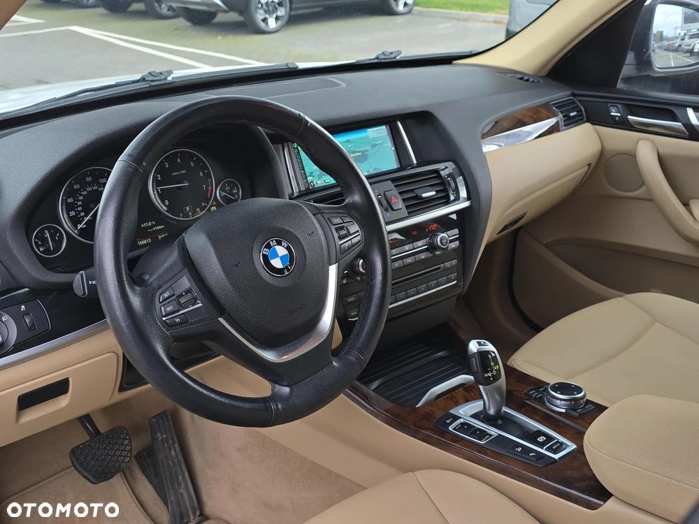 BMW X3 xDrive28i - 16