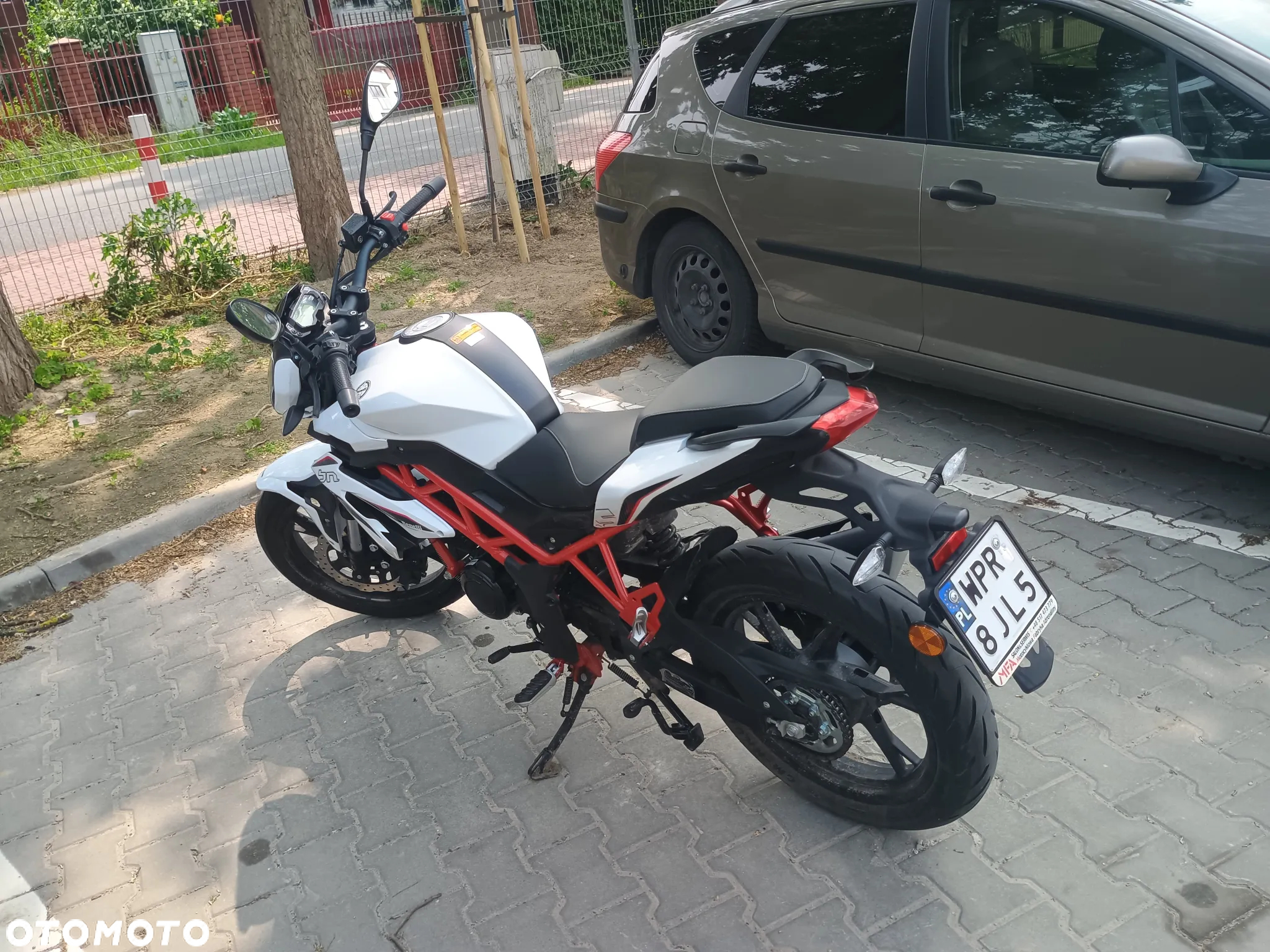 Benelli BN 125