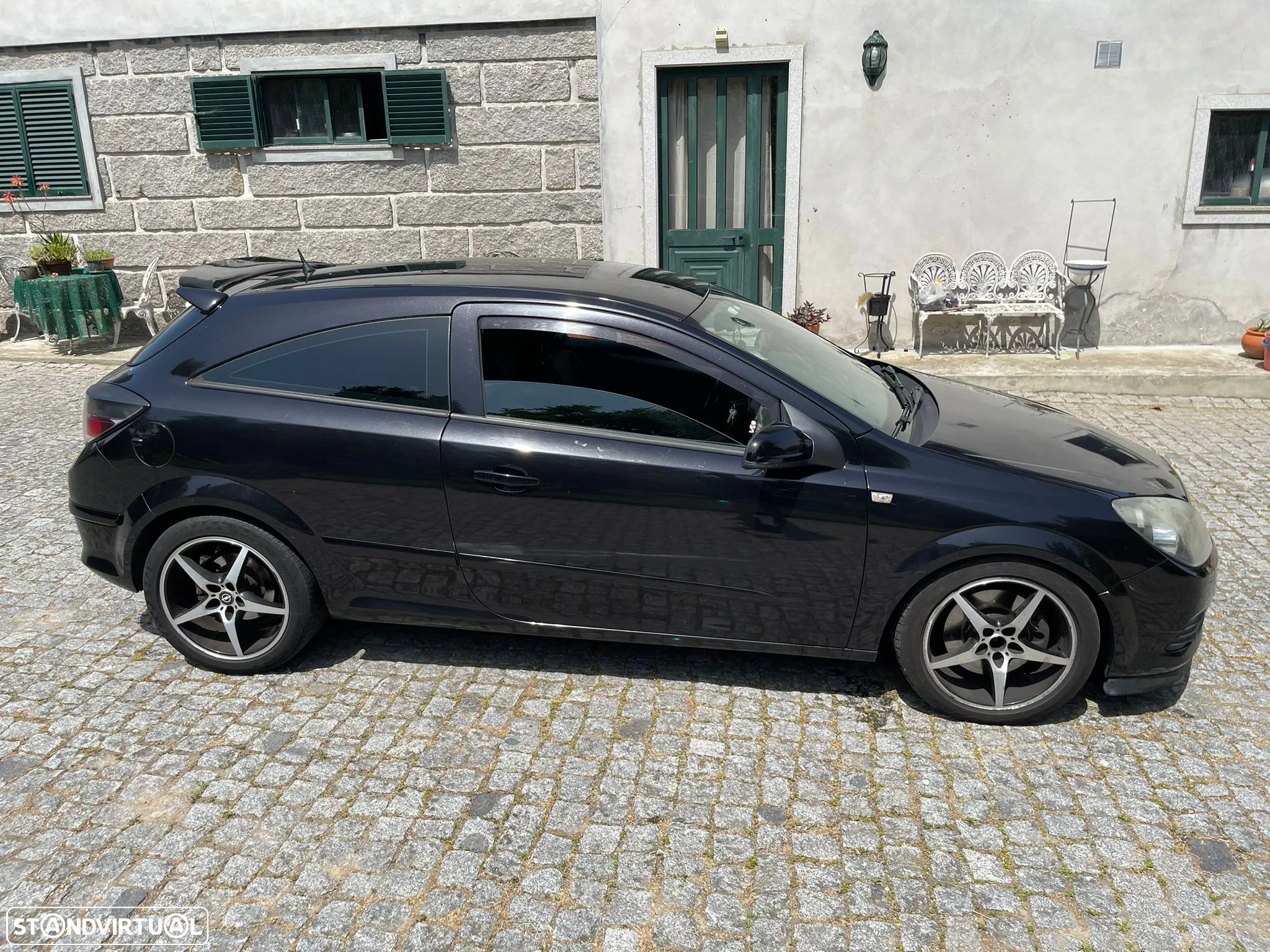 Opel Astra GTC 1.7 CDTi - 3