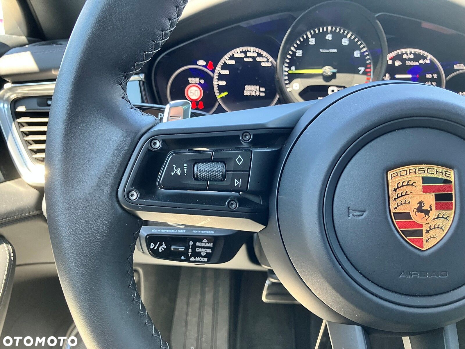 Porsche Panamera - 25