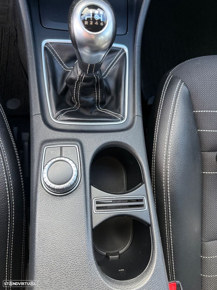 Mercedes-Benz GLA 180 CDI - 18