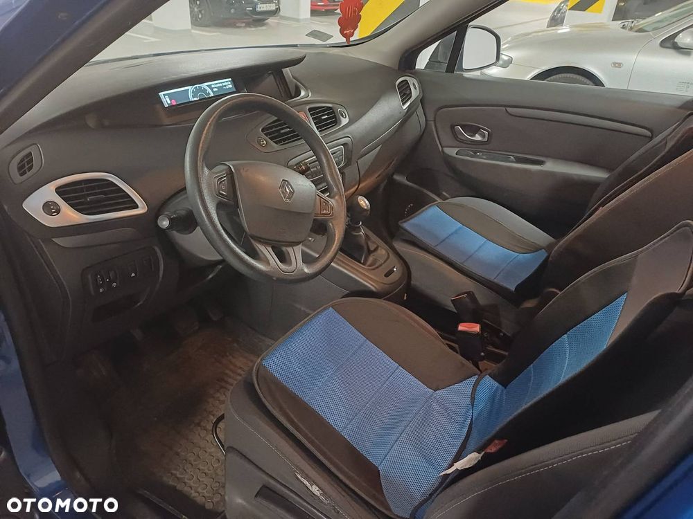 Renault Scenic 1.5 dCi Dynamique - 8