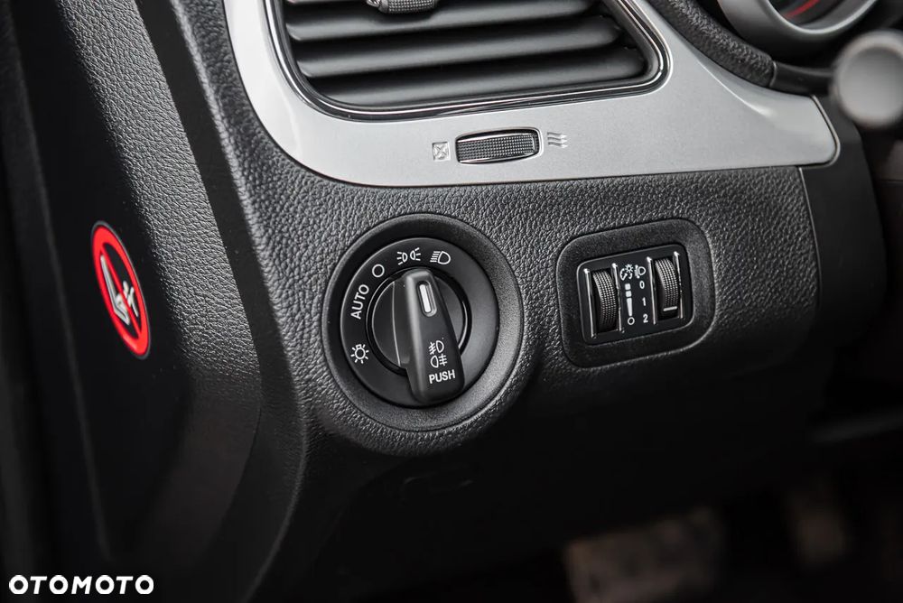 Fiat Freemont 2.0 Multijet Lounge AWD - 25