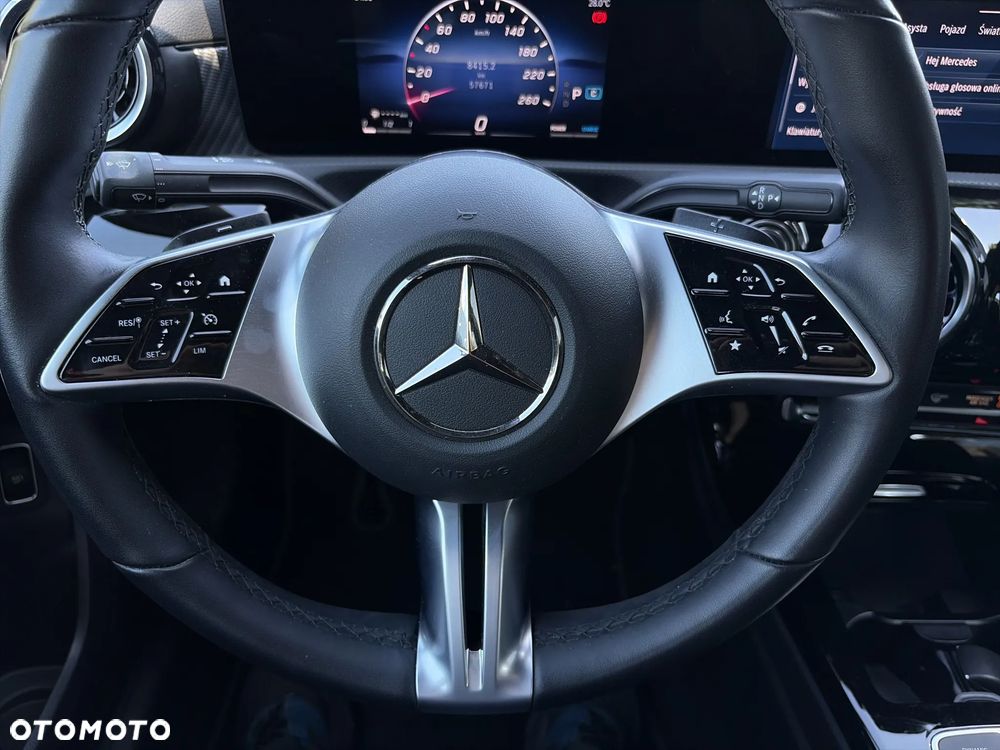 Mercedes-Benz Klasa A 250 4-Matic AMG Line 7G-DCT - 26