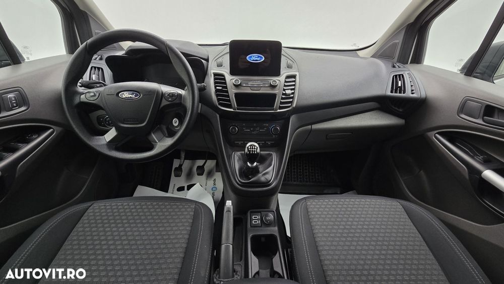 Ford Transit Connect - 14