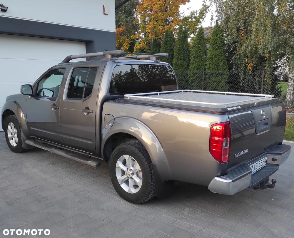 Nissan Navara 2.5 D Platinum - 8