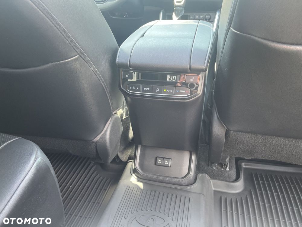Toyota Highlander - 24