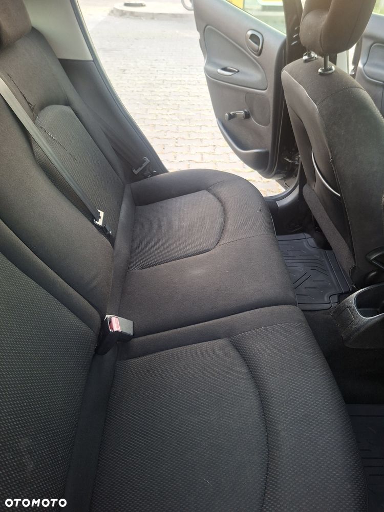 Peugeot 206 - 8