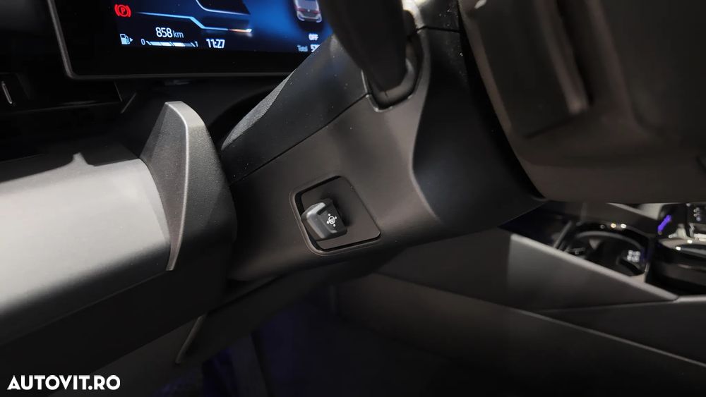 BMW Seria 5 520d xDrive AT MHEV - 23