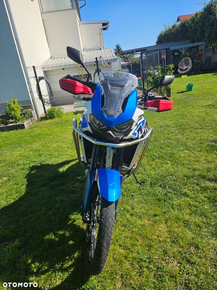 Honda CRF - 9