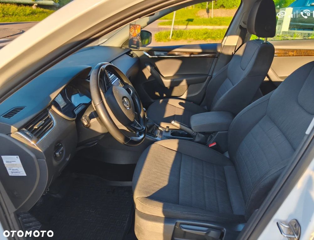 Skoda Octavia 1.4 TSI Ambition - 5
