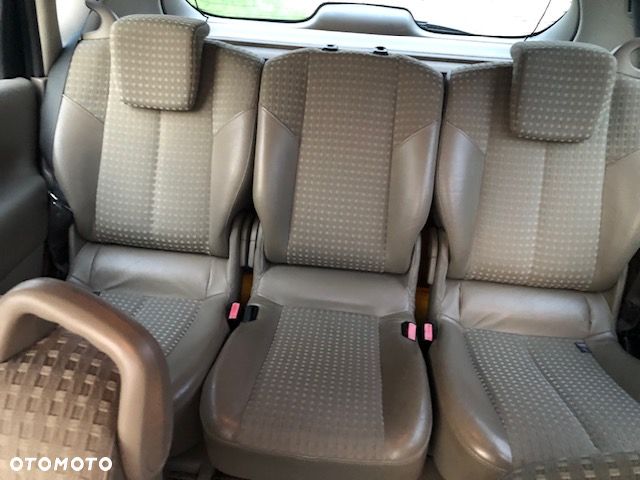 Renault Scenic - 11
