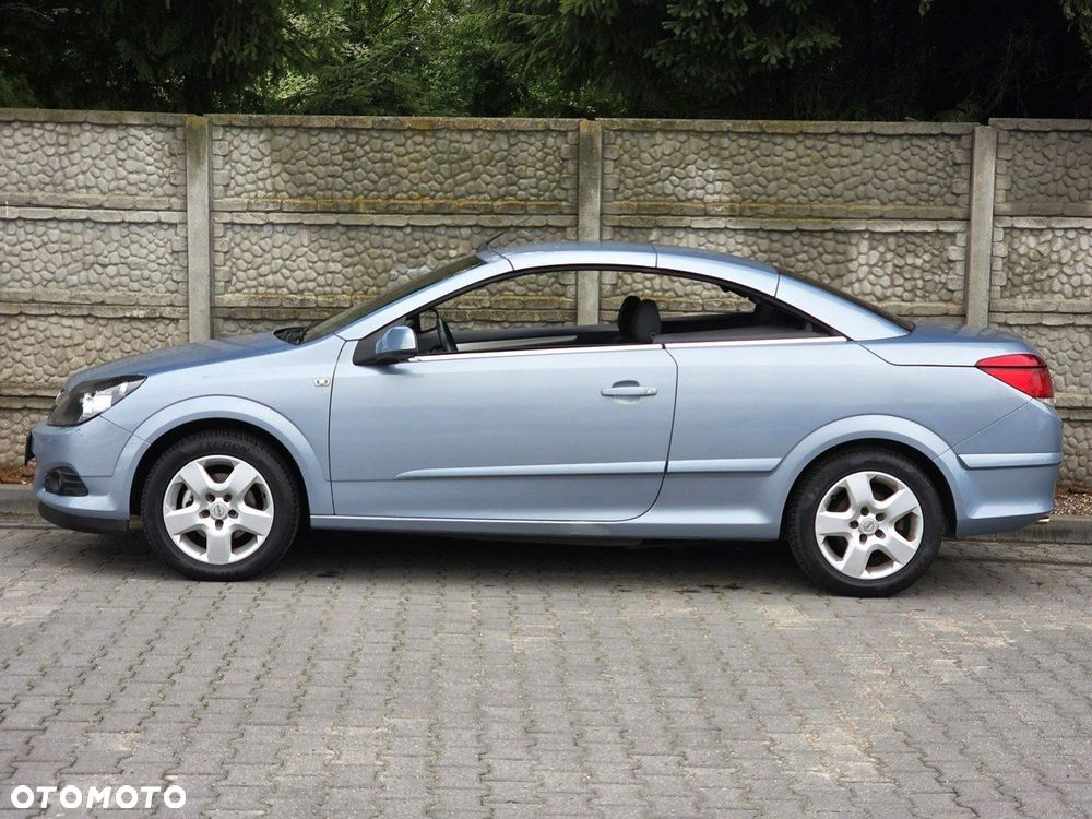 Opel Astra TwinTop 1.6 Enjoy - 6