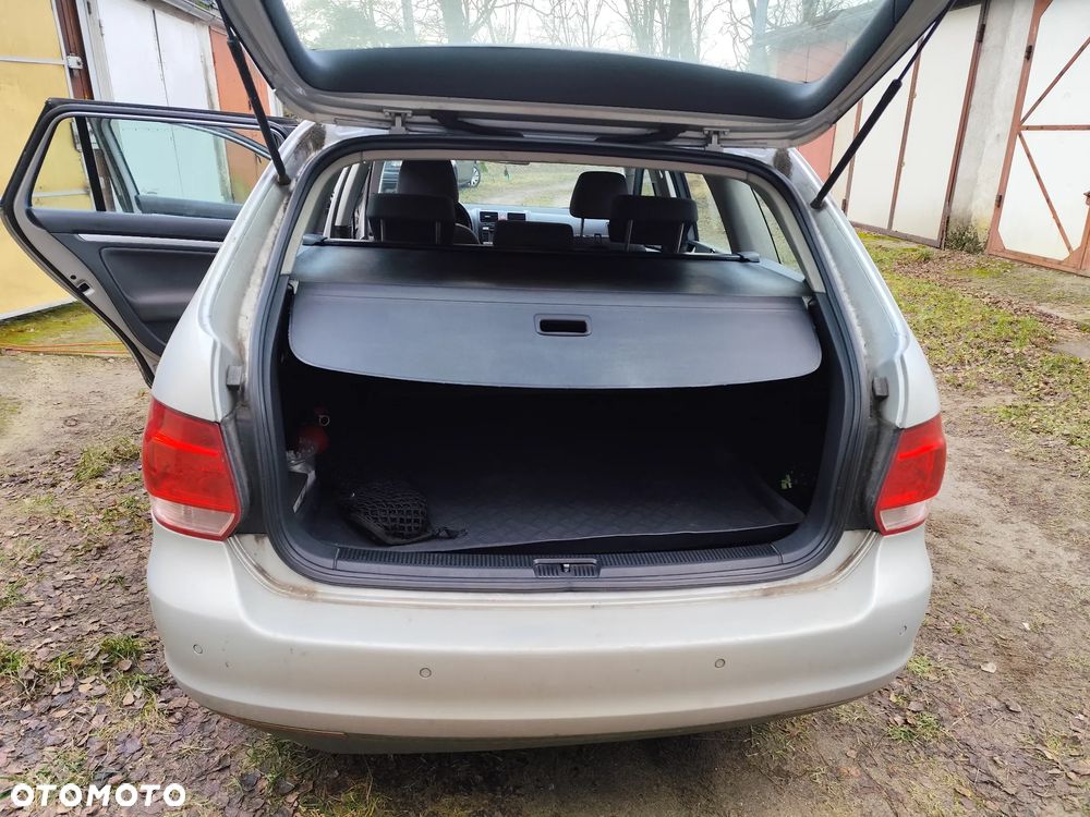 Volkswagen Golf 2.0 TDI Comfortline - 9
