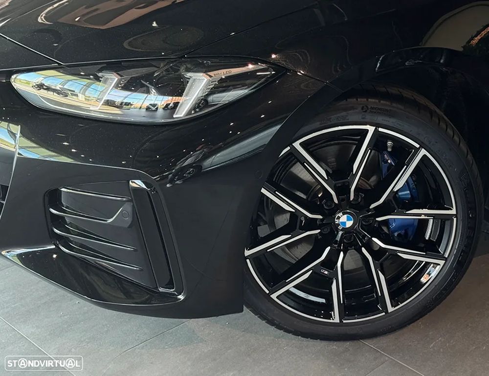 BMW i4 eDrive40 Pack Desportivo M - 6