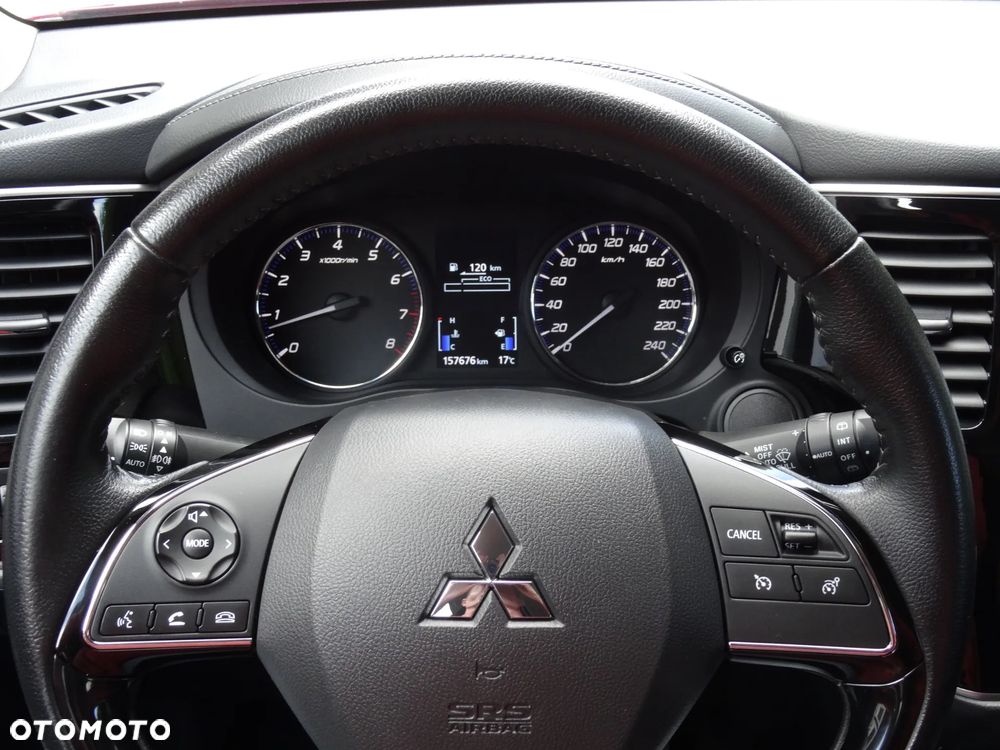 Mitsubishi Outlander 2.0 2WD Active - 19