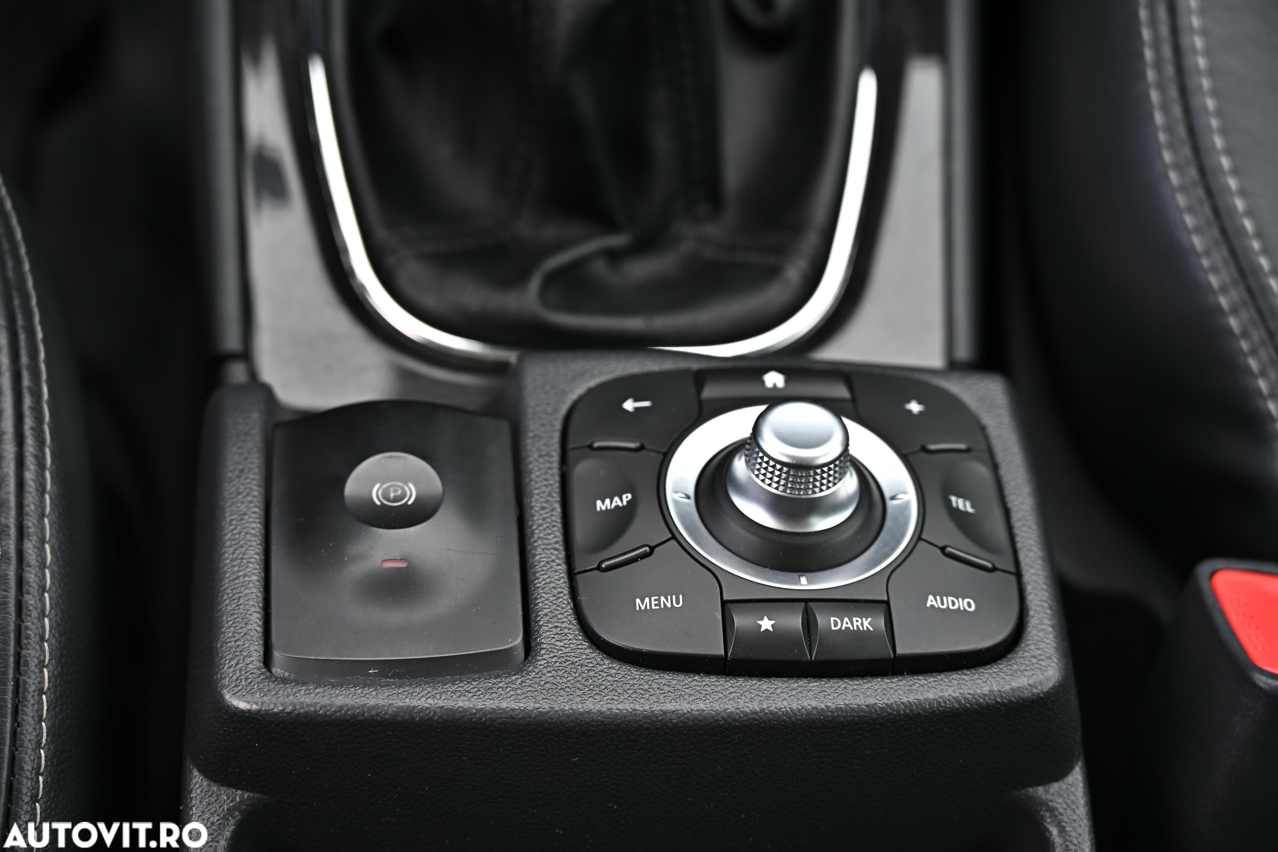 Renault Koleos dCi 175 FAP 4x4 Night and Day - 12