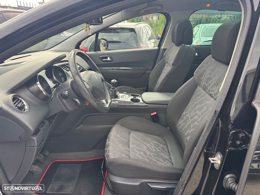 Peugeot 3008 1.6 HDi Executive — fotografia 8
