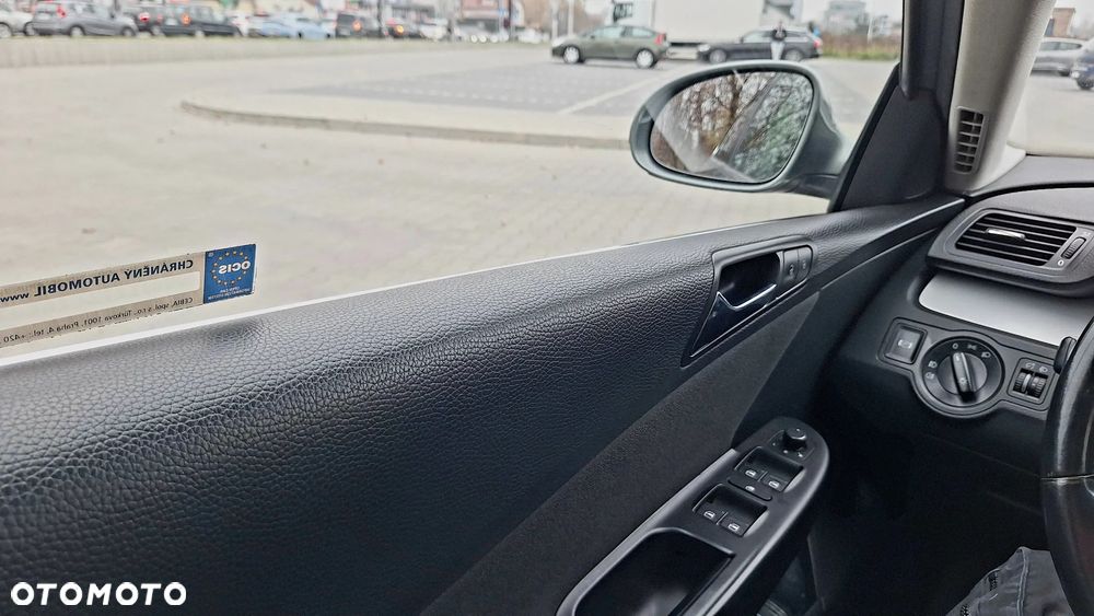 Volkswagen Passat 2.0 TDI Comfortline - 18