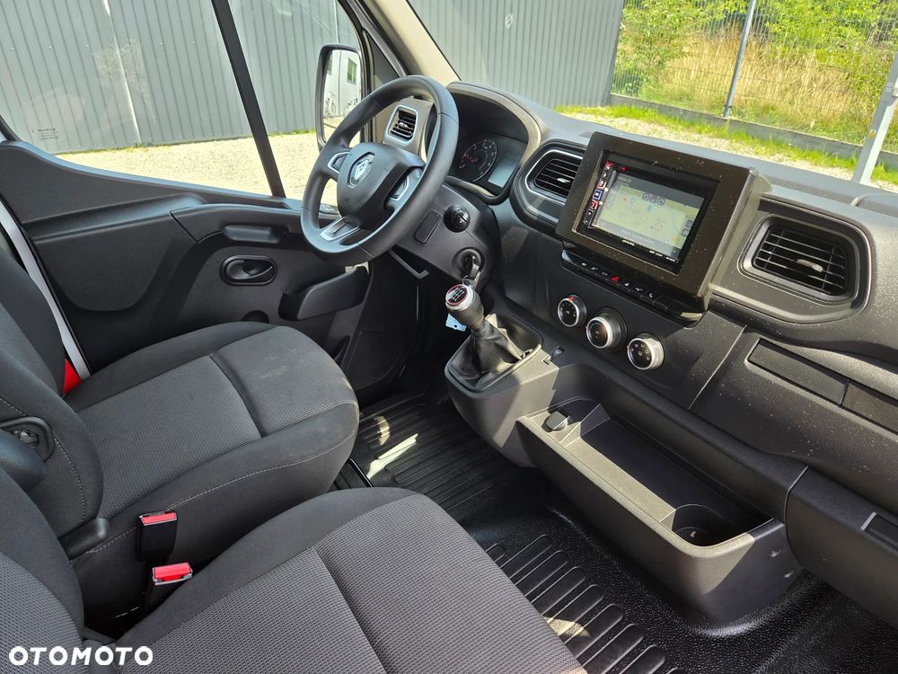 Renault Master - 25