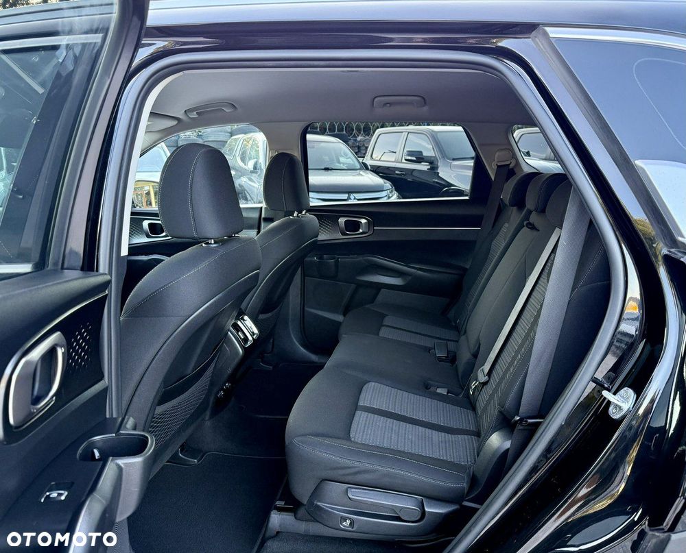 Kia Sorento - 10