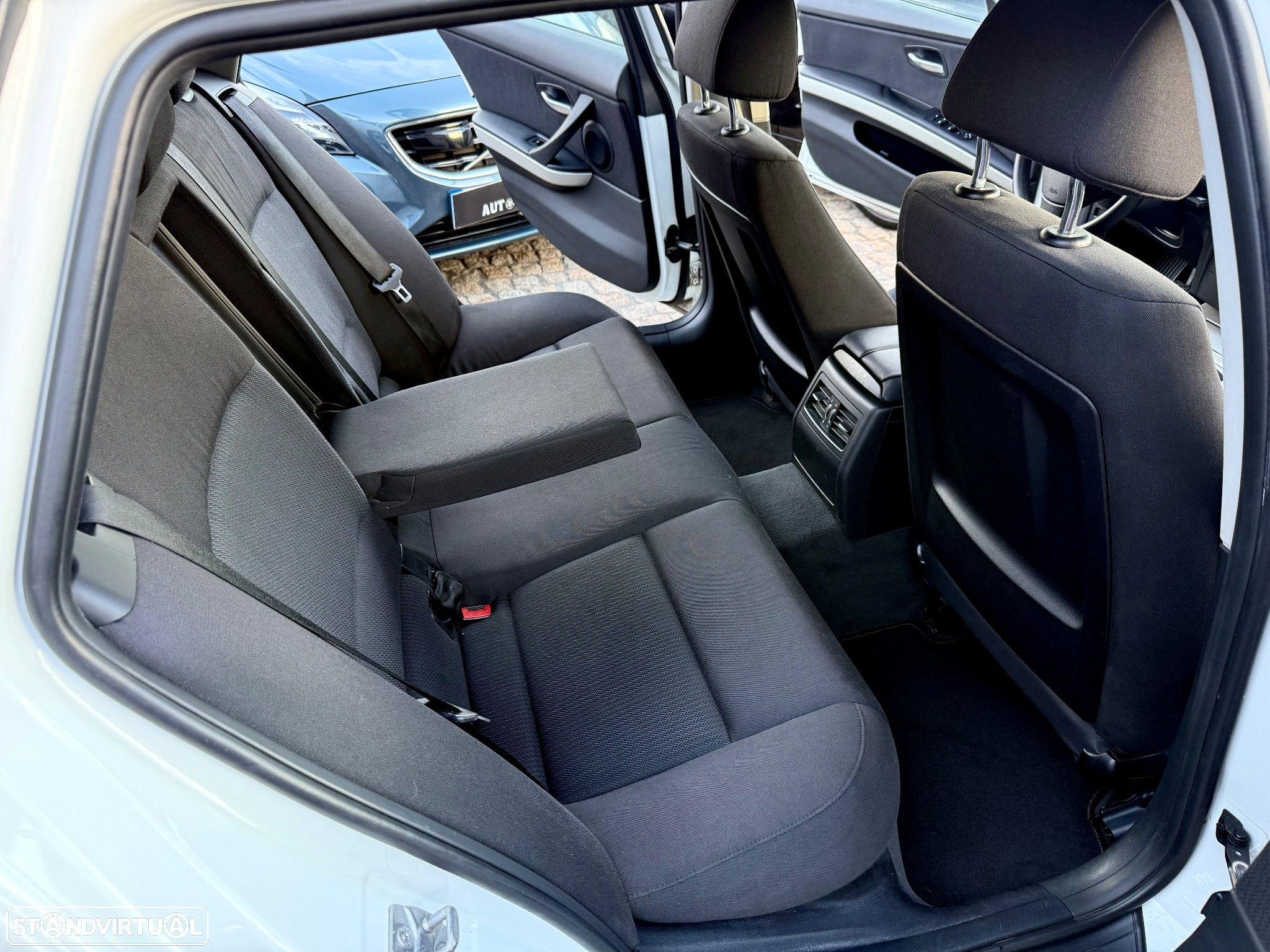 BMW 316 d DPF Touring Edition Sport - 48