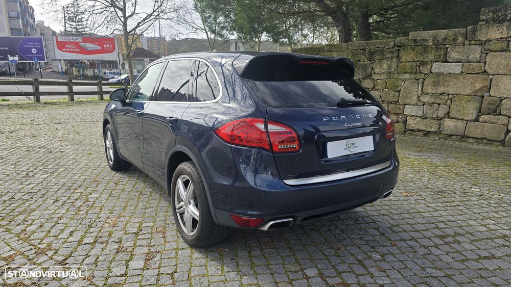Porsche Cayenne Tiptronic S - 30